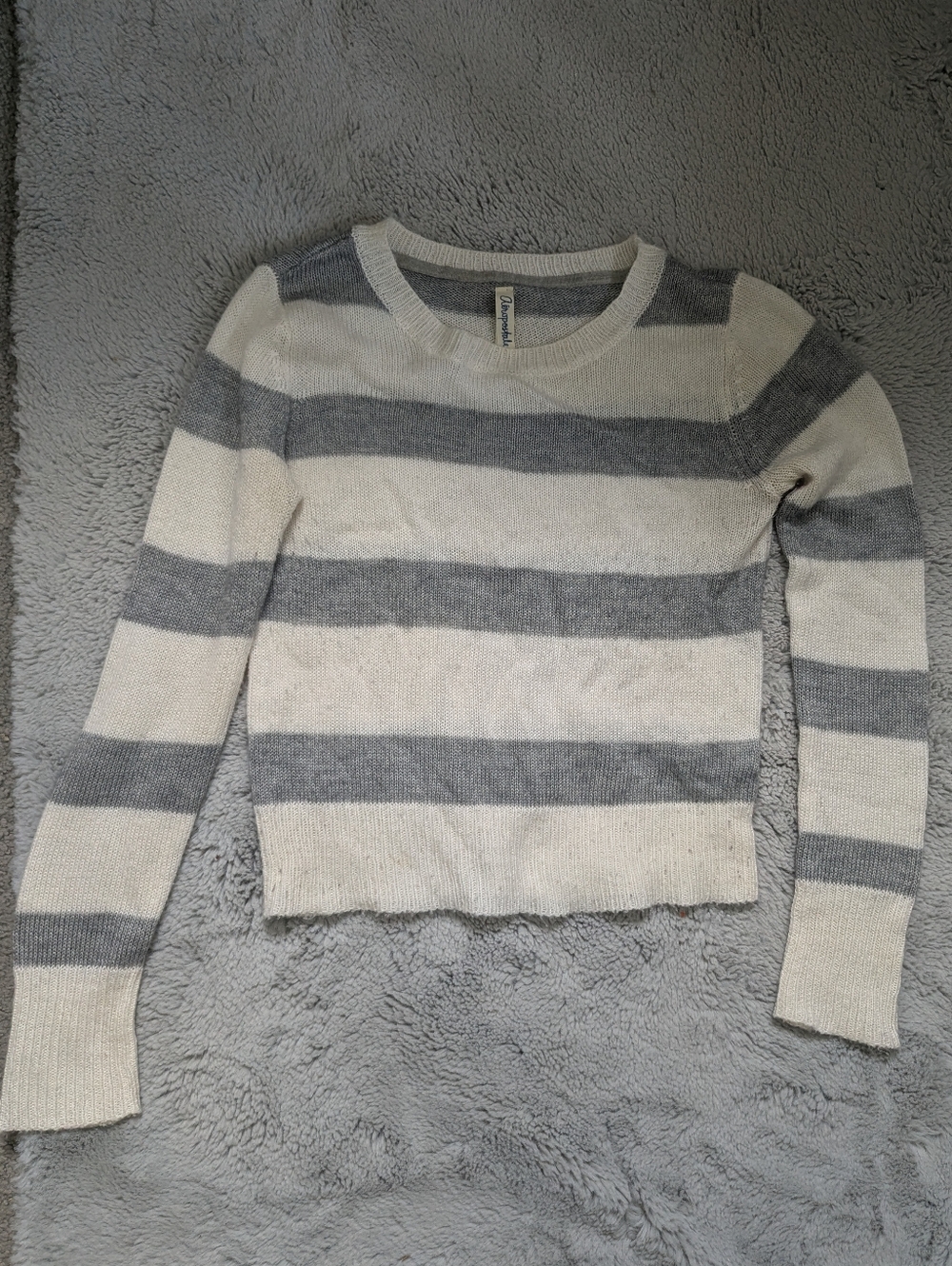 2000s Aeropostale Academia Cream & Gray Striped Knit Sweater | Medium